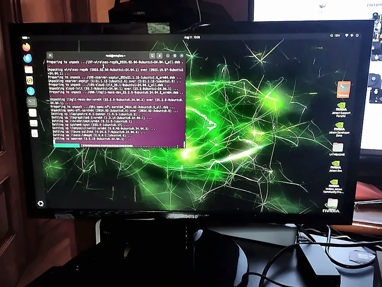 Escritorio de Ubuntu funcionando en Jetson mientras se instalan paquetes de NVIDIA y Ubuntu
